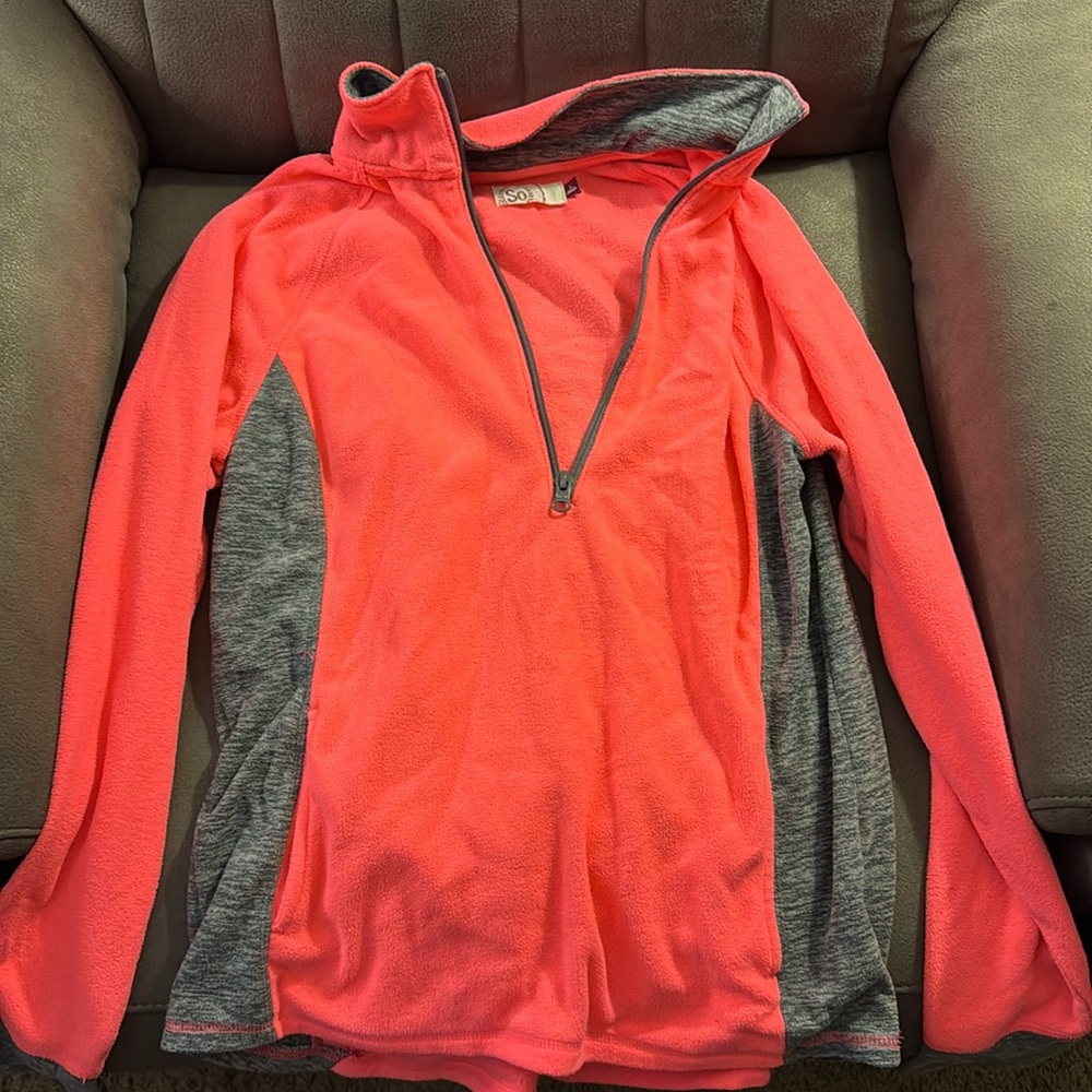 Fleece shirt with pockets